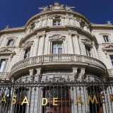 L'ottocentesca Casa de America: secondo la leggenda vi risiede il fantasma della figlia illegittima del Marchese di Linares